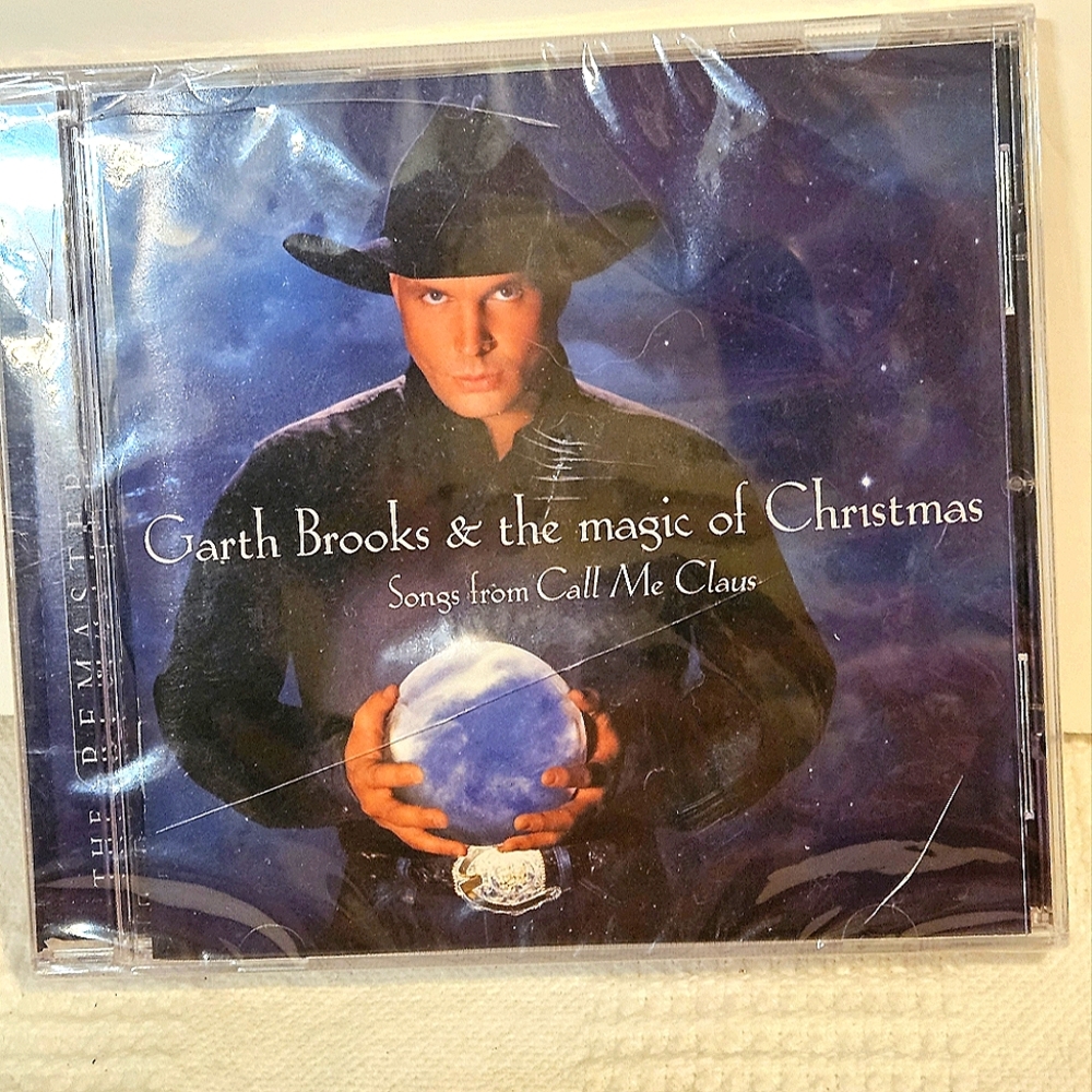 Garth Brooks Christmas CD NEW
